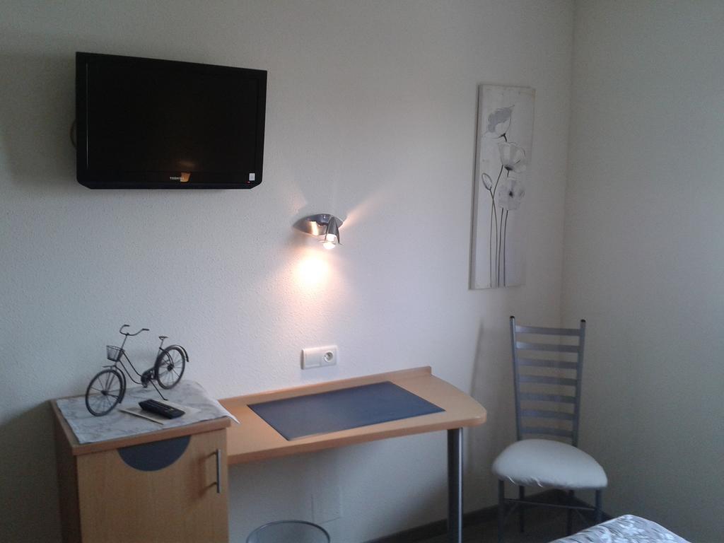 Hotel Des Bois Seltz Szoba fotó